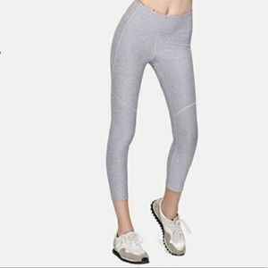 3/4 outdoor voices warmup legging